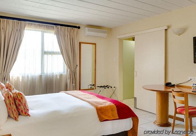 Protea Hotel By Marriott Polokwane Landmark Kültér fotó