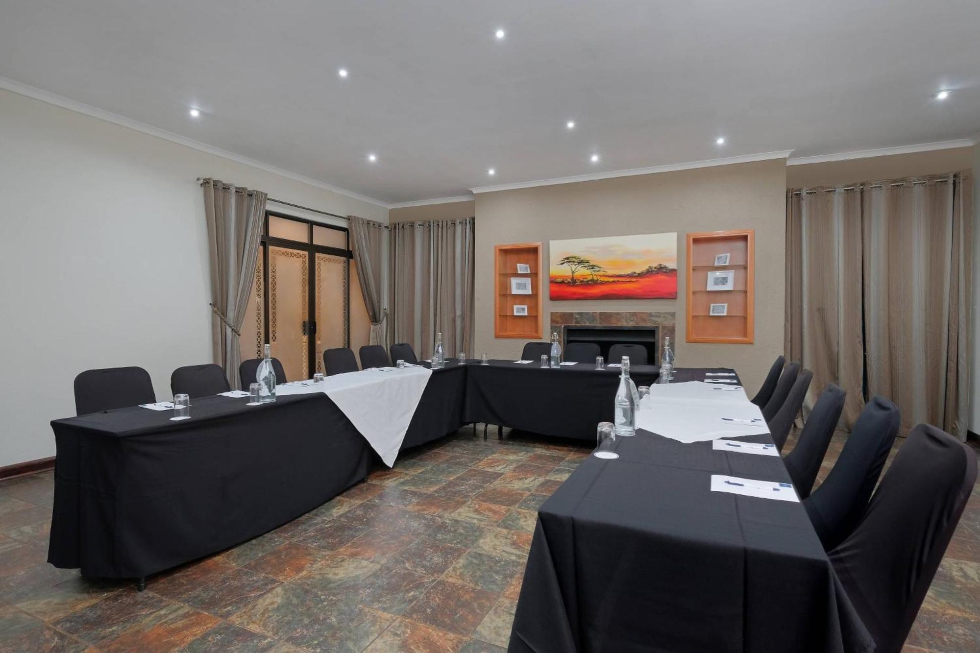 Protea Hotel By Marriott Polokwane Landmark Kültér fotó