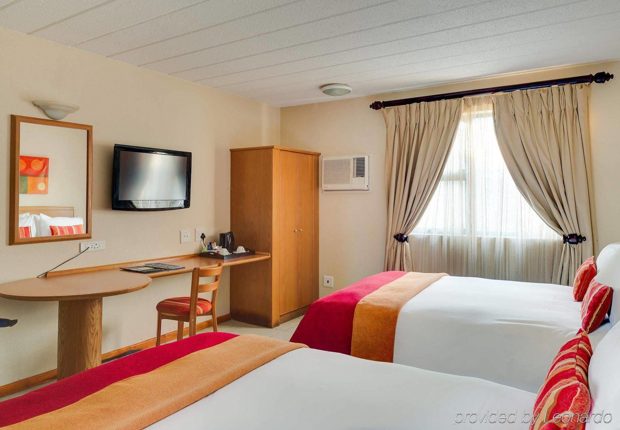 Protea Hotel By Marriott Polokwane Landmark Kültér fotó